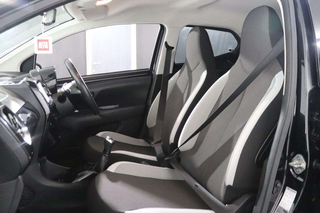2017 TOYOTA AYGO 2017 TOYOTA AYGO