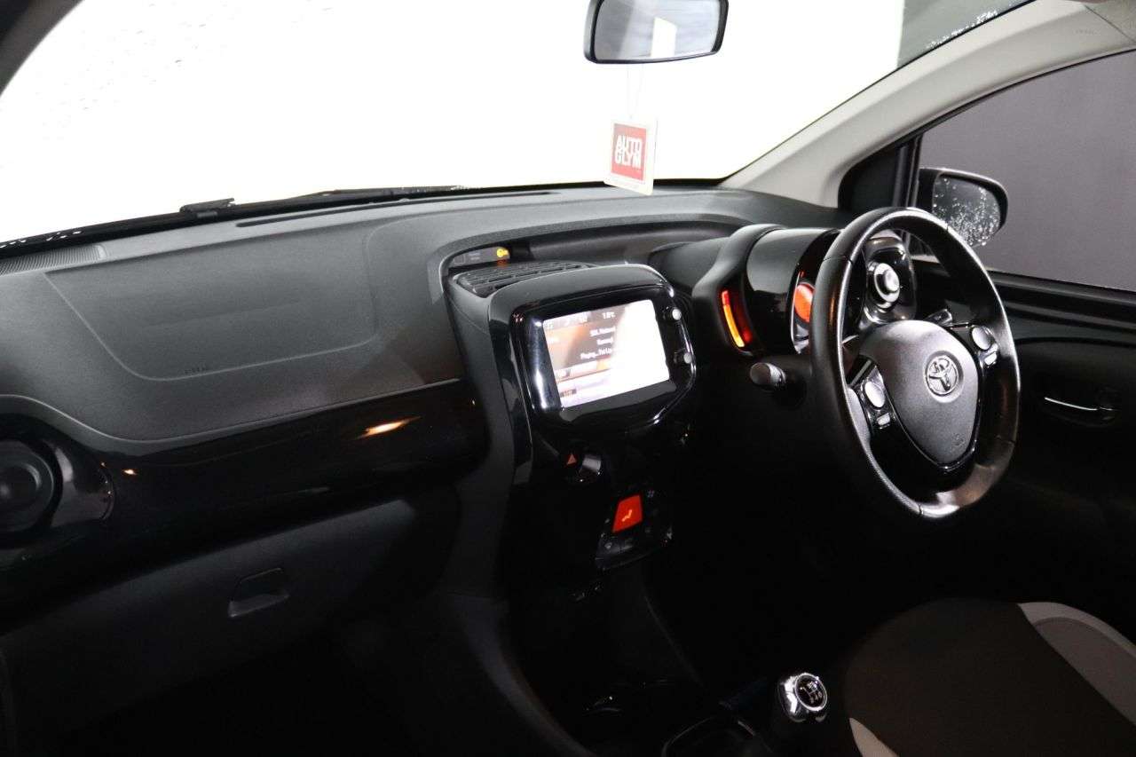 2017 TOYOTA AYGO 2017 TOYOTA AYGO