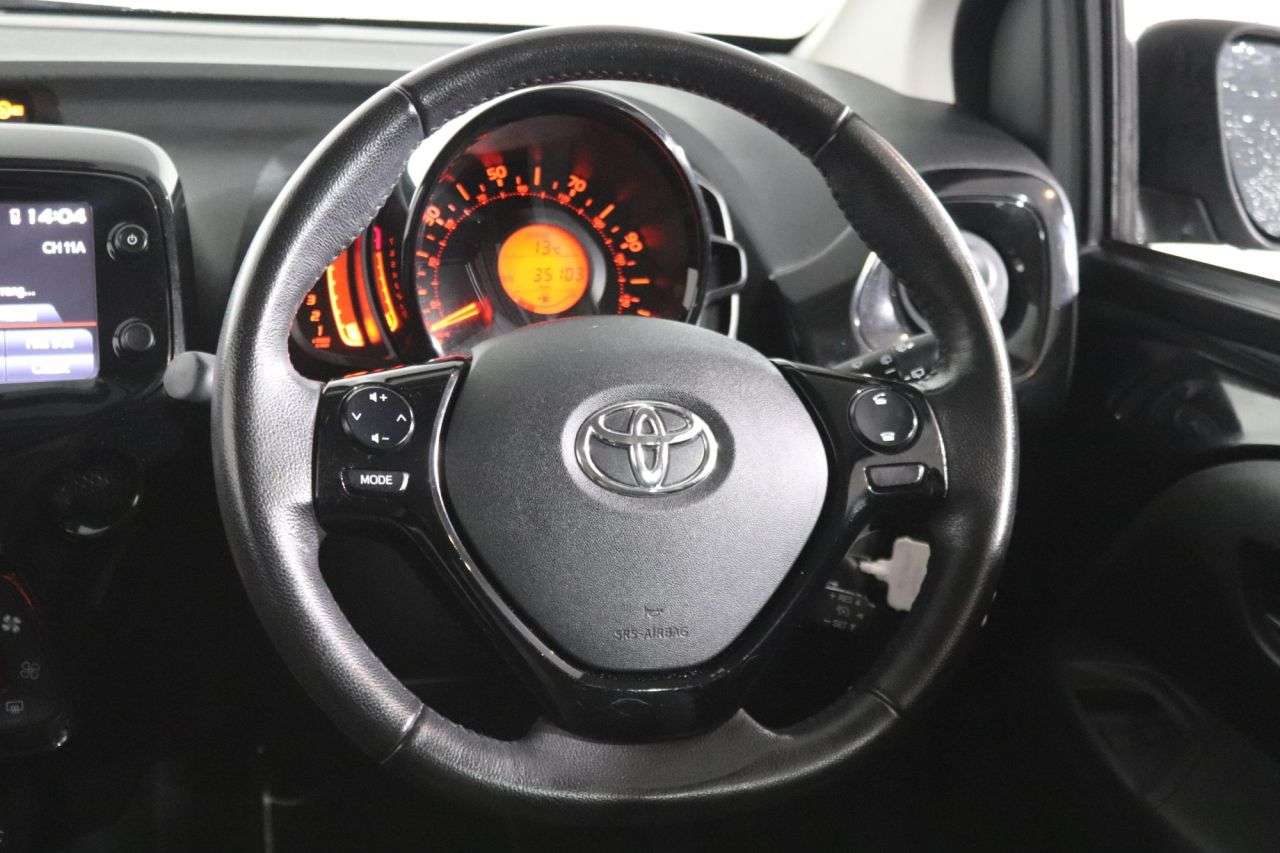 2017 TOYOTA AYGO 2017 TOYOTA AYGO
