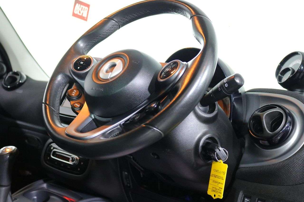 2017 SMART FORFOUR 2017 SMART FORFOUR