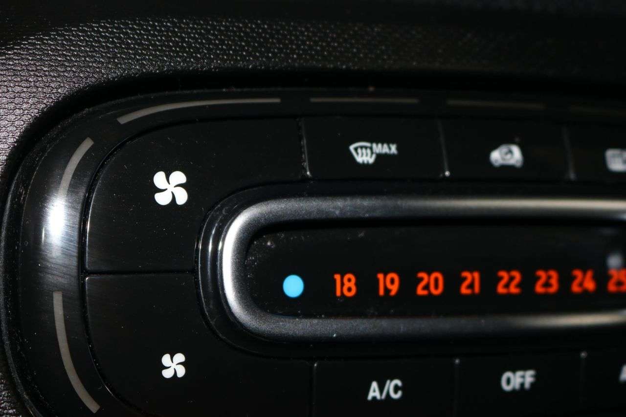 2017 SMART FORFOUR 2017 SMART FORFOUR