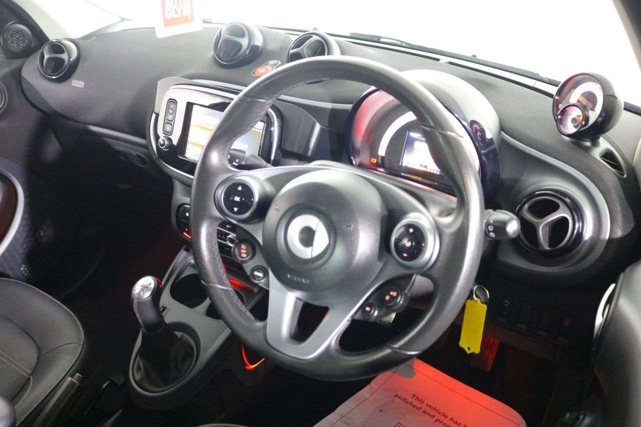 2017 SMART FORFOUR 2017 SMART FORFOUR