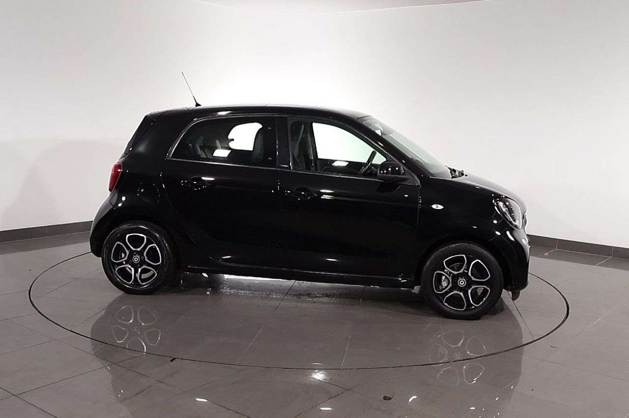 2017 SMART FORFOUR 2017 SMART FORFOUR