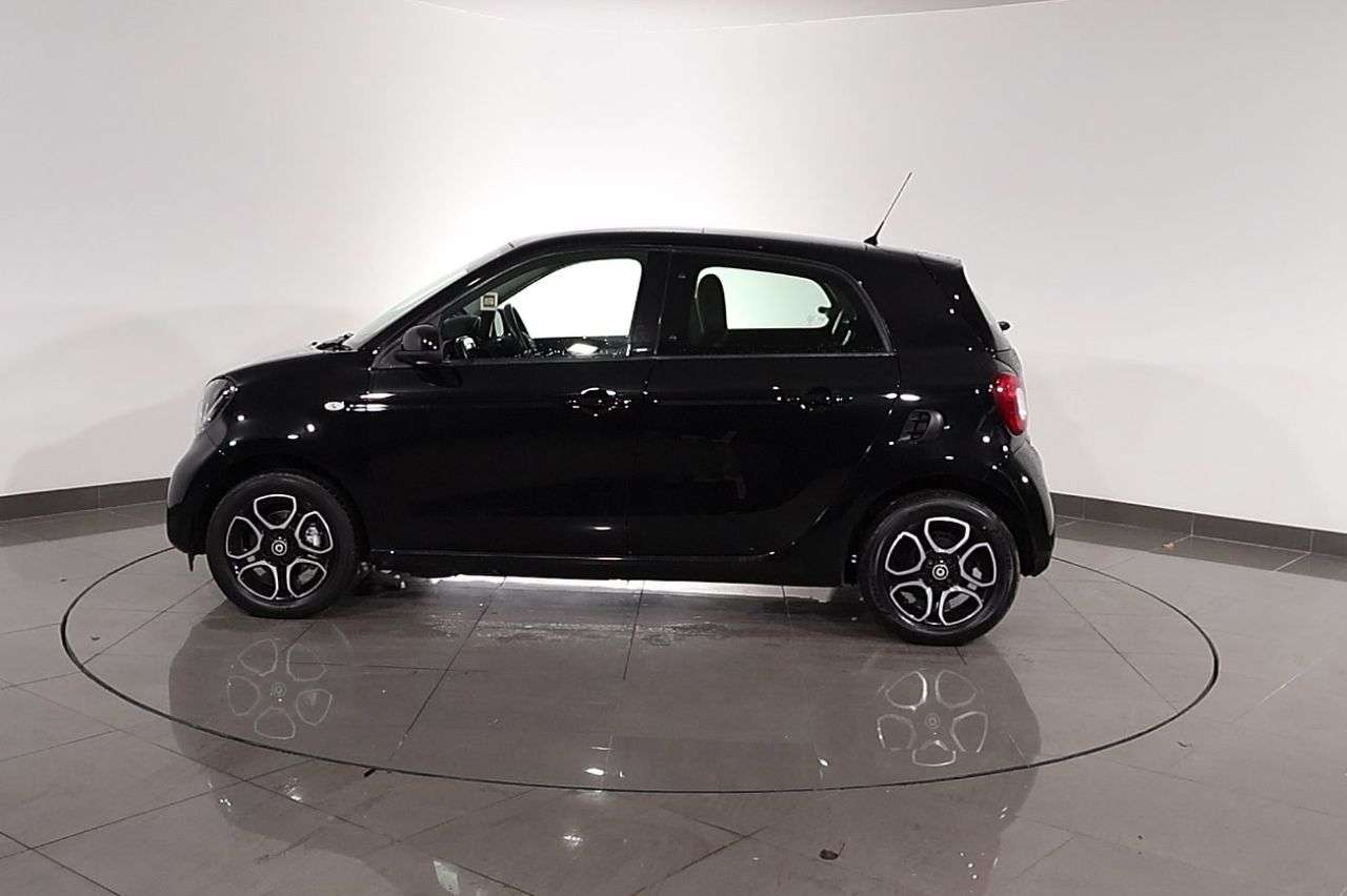2017 SMART FORFOUR 2017 SMART FORFOUR