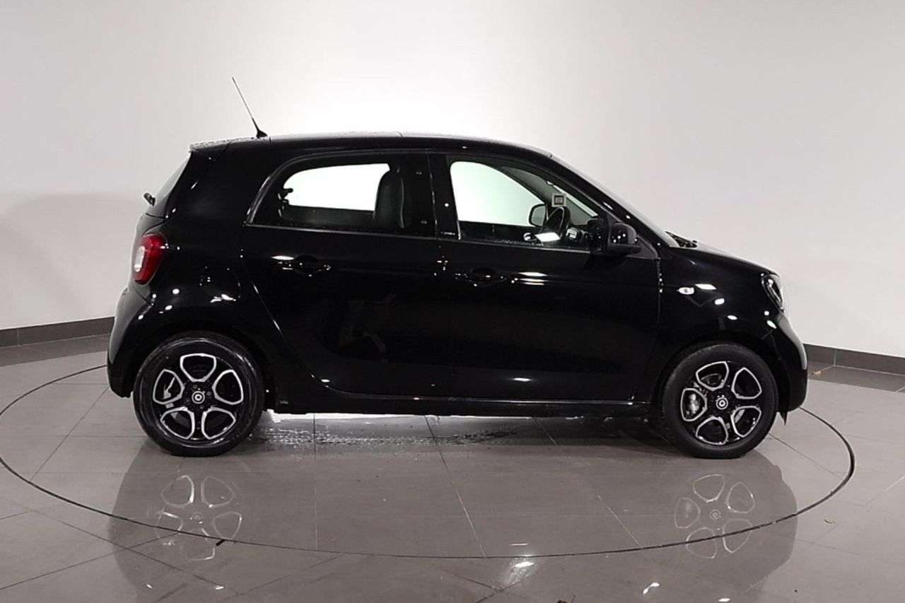 2017 SMART FORFOUR 2017 SMART FORFOUR