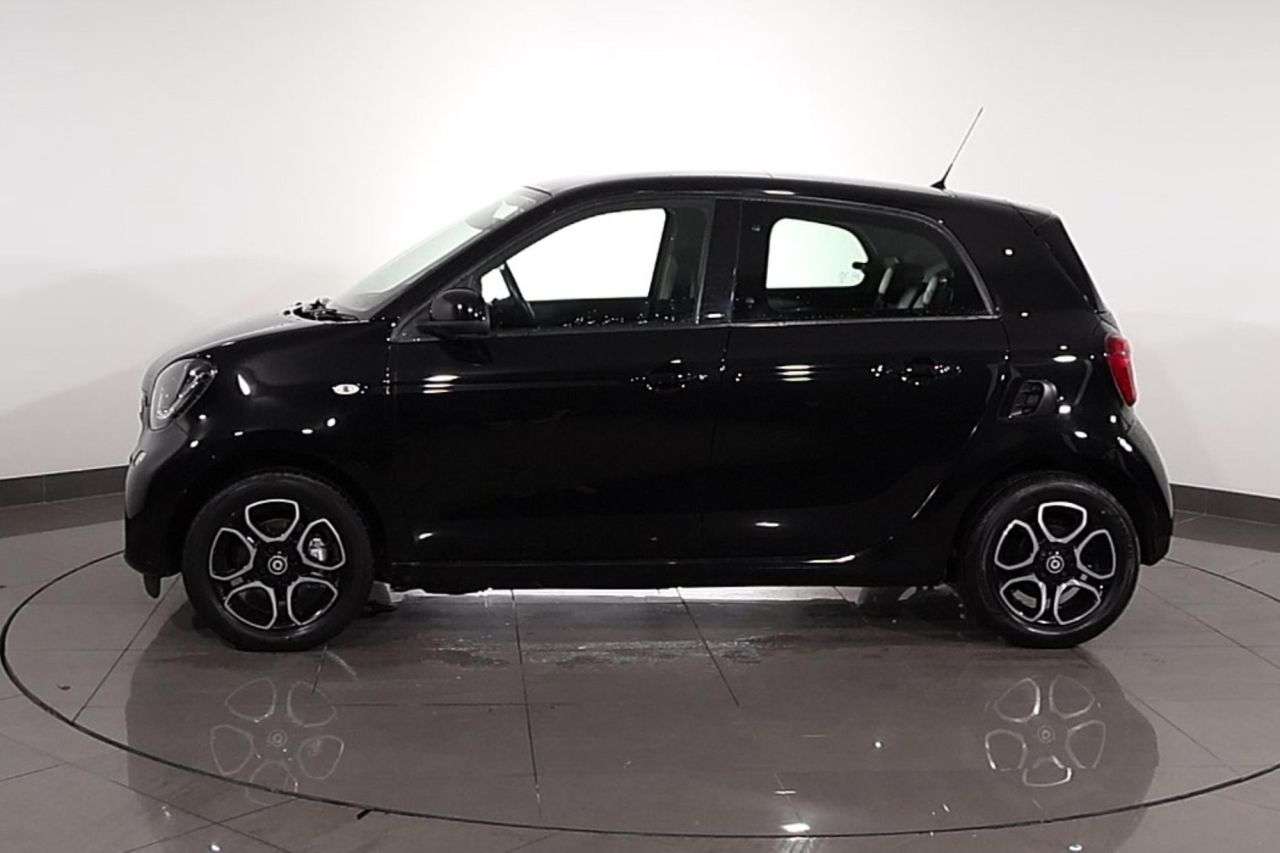 2017 SMART FORFOUR 2017 SMART FORFOUR
