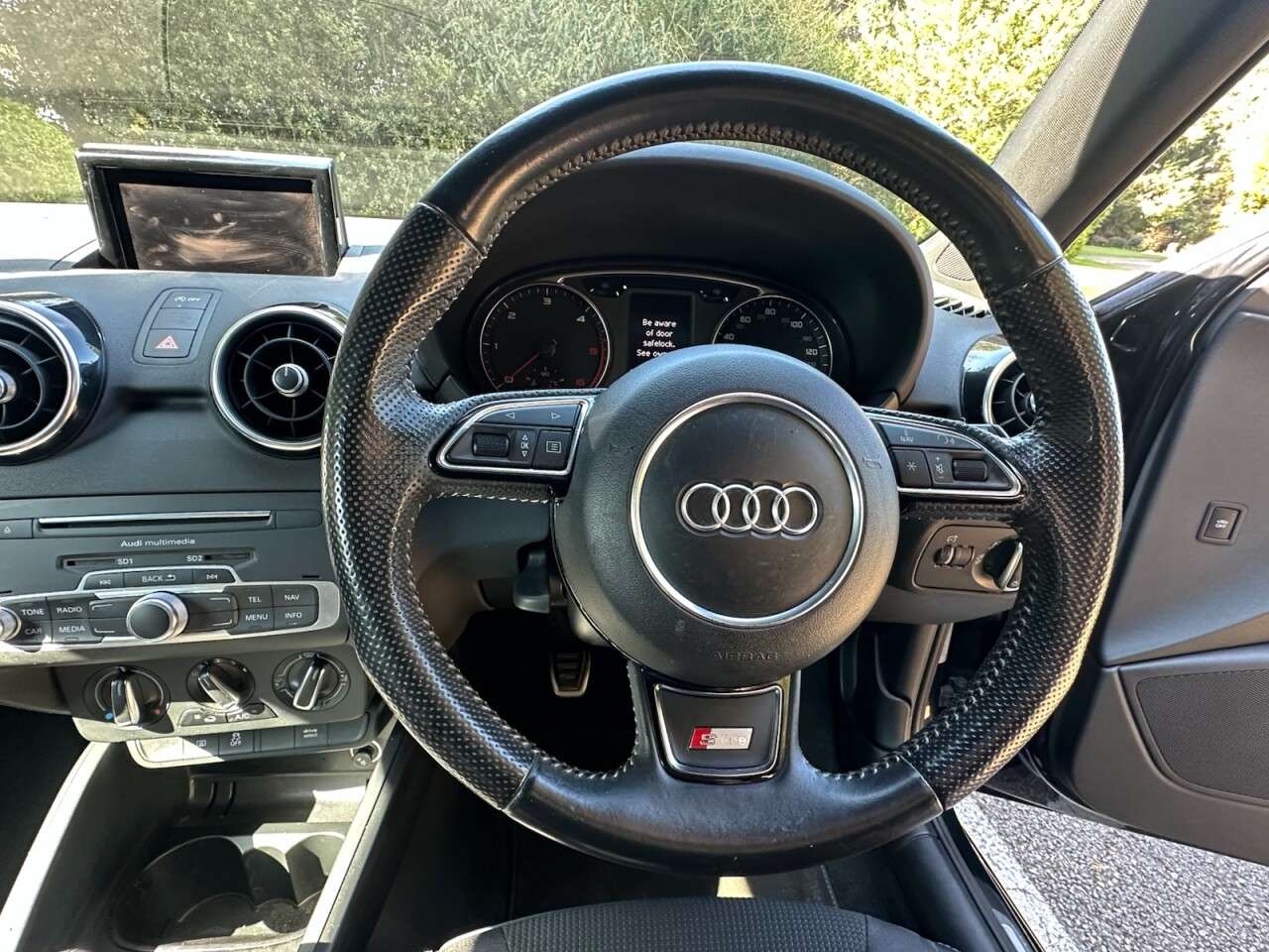 2015 AUDI A1 2015 AUDI A1