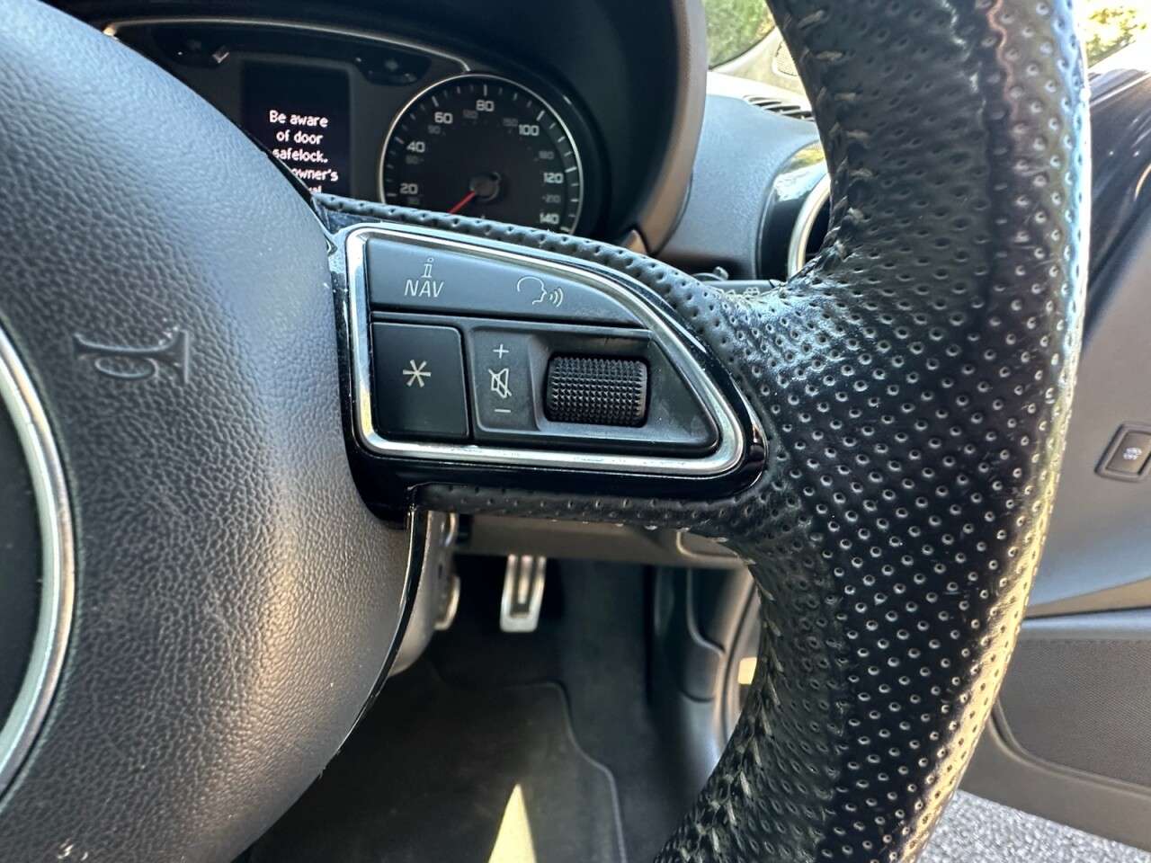 2015 AUDI A1 2015 AUDI A1