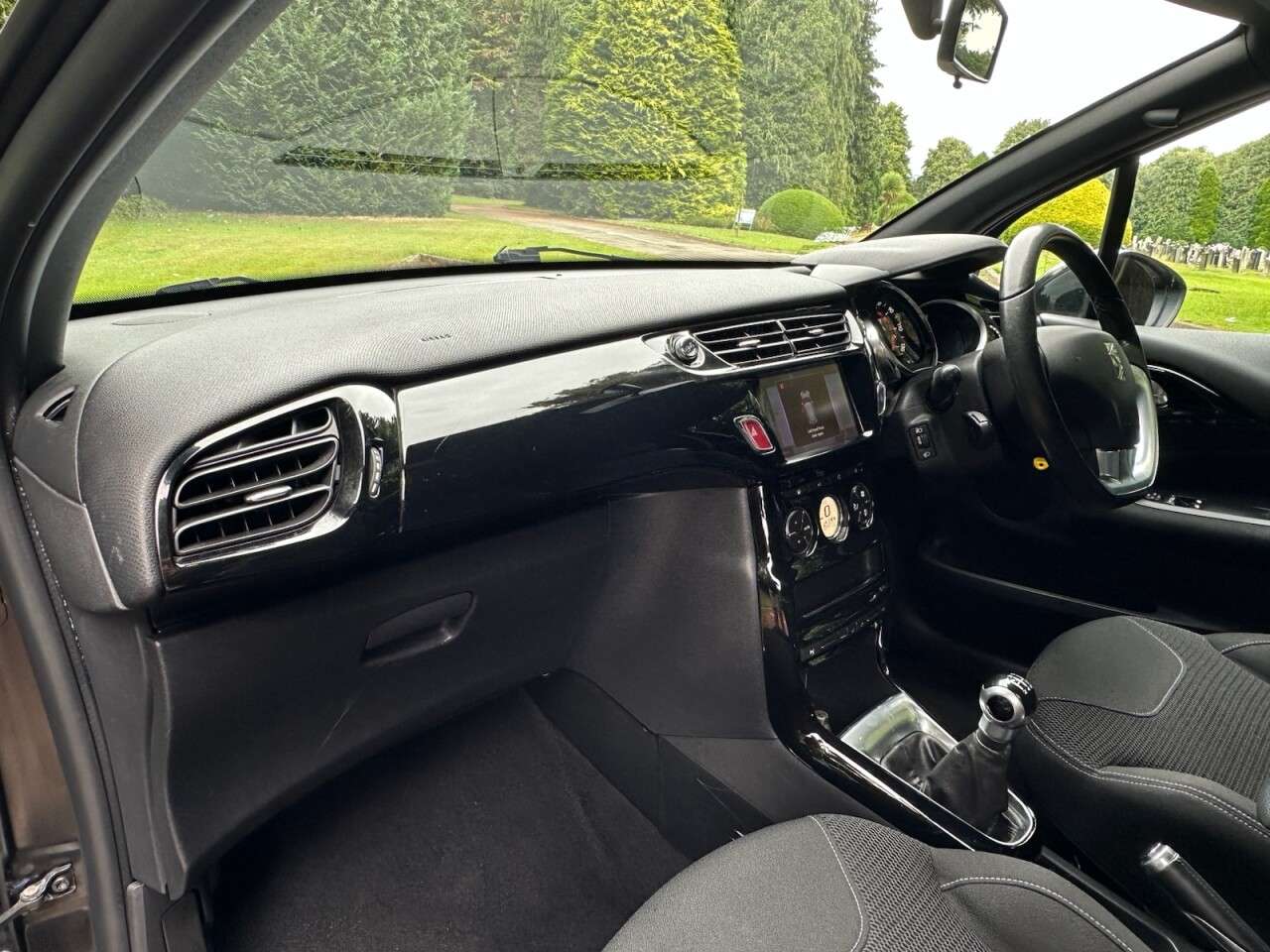 2017 DS AUTOMOBILES DS 3 2017 DS AUTOMOBILES DS 3