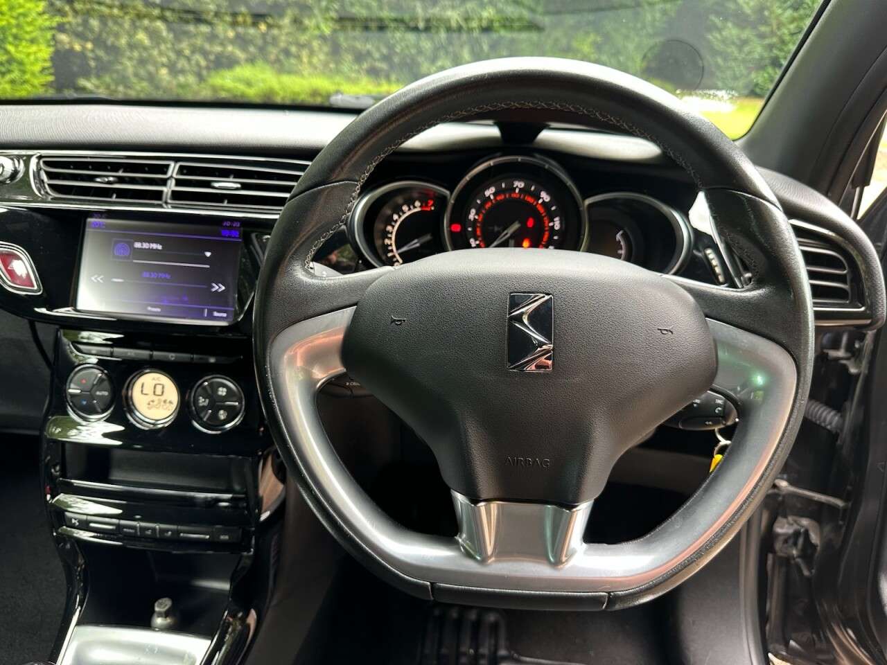 2017 DS AUTOMOBILES DS 3 2017 DS AUTOMOBILES DS 3