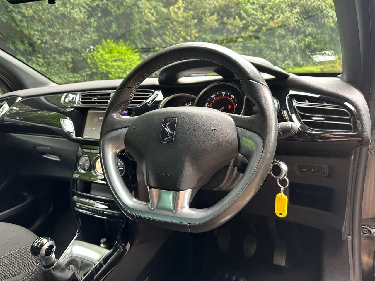 2017 DS AUTOMOBILES DS 3 2017 DS AUTOMOBILES DS 3