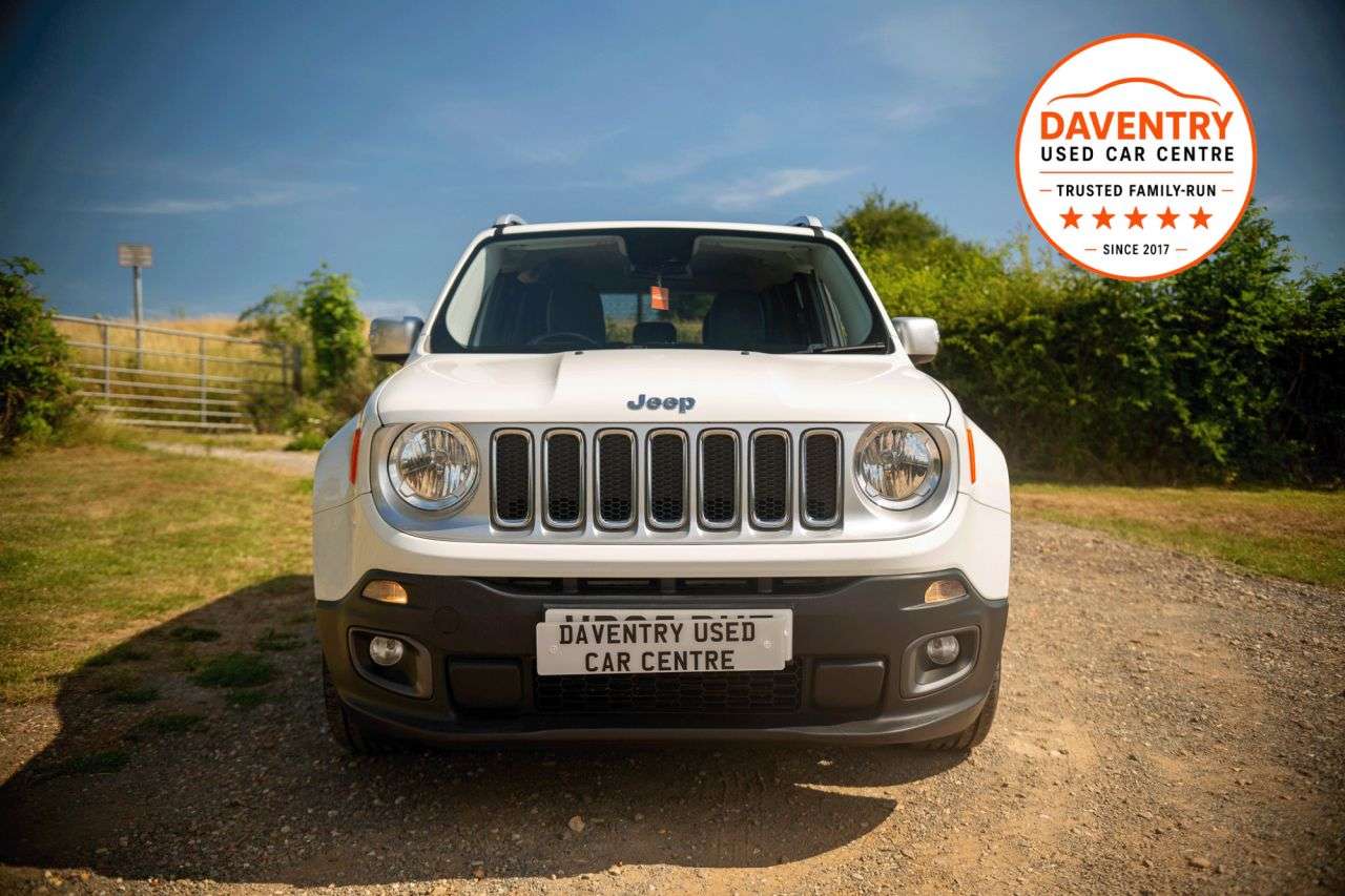 A 2015 JEEP RENEGADE 1.4T MultiAirII Limited SUV 5dr Petrol Manual Euro 6 (s/s) (140 ps) LEATHER A 2015 JEEP RENEGADE 1.4T MultiAirII Limited SUV 5dr Petrol Manual Euro 6 (s/s) (140 ps) LEATHER