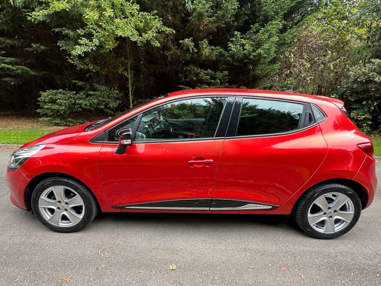 2014 RENAULT CLIO 2014 RENAULT CLIO