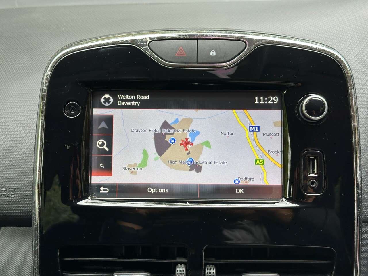 2014 RENAULT CLIO 2014 RENAULT CLIO