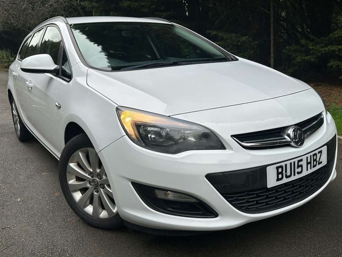 Check out this Vauxhall Astra 2015 Petrol Manual