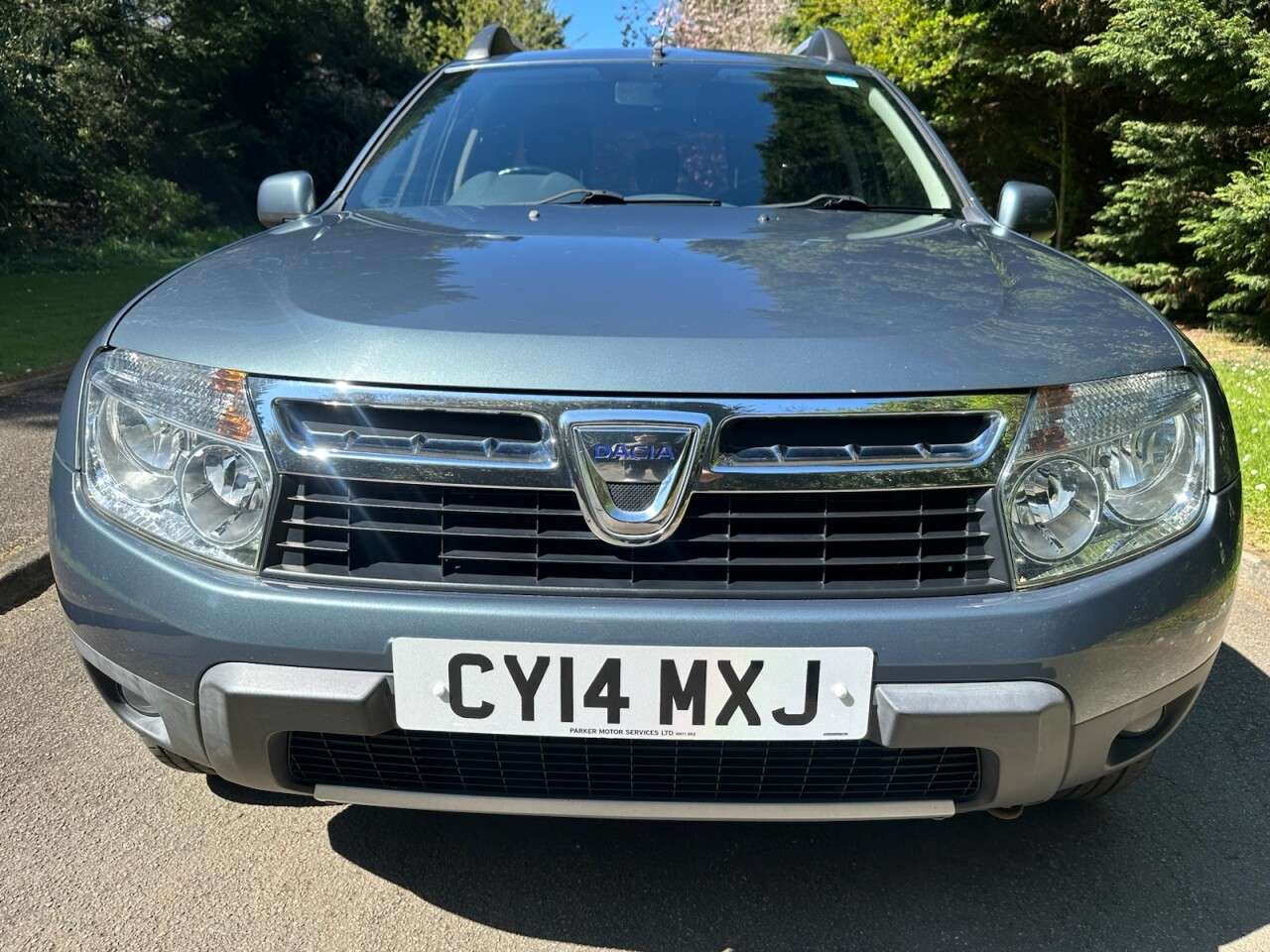 A 2014 DACIA DUSTER 1.5 dCi Laureate SUV 5dr Diesel Manual 4WD Euro 5 (110 ps) Long MOT, 2 Keys A 2014 DACIA DUSTER 1.5 dCi Laureate SUV 5dr Diesel Manual 4WD Euro 5 (110 ps) Long MOT, 2 Keys