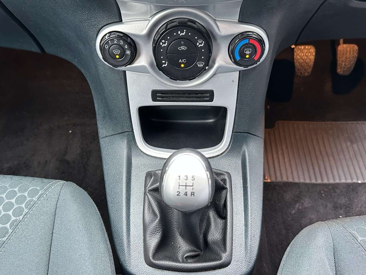 2009 FORD FIESTA 2009 FORD FIESTA