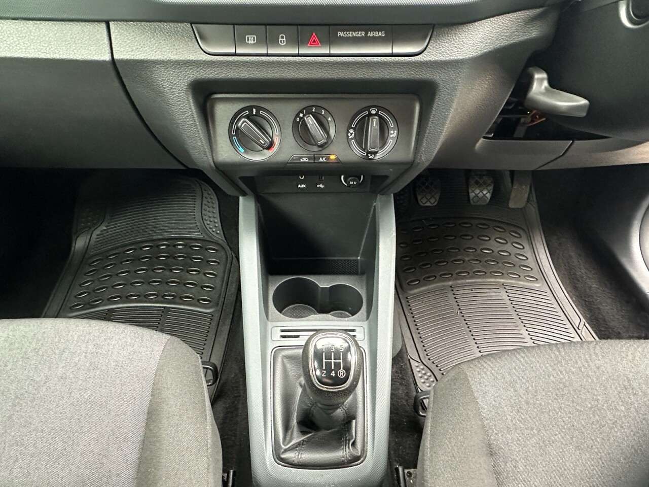 2016 SKODA FABIA 2016 SKODA FABIA