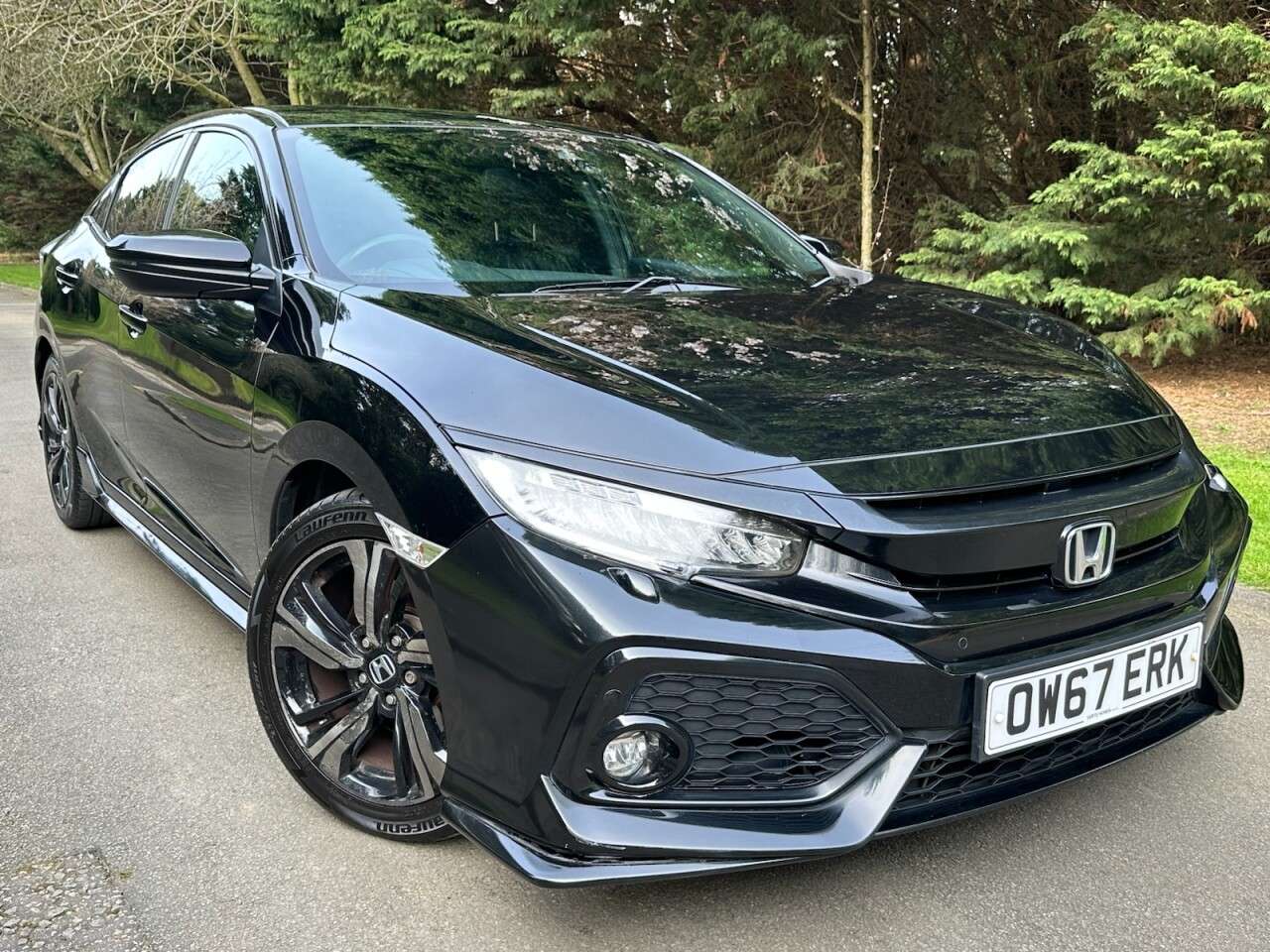 A 2018 HONDA CIVIC 1.5 VTEC Turbo Sport Hatchback 5dr Petrol Manual Euro 6 (s/s) (182 ps) Colo A 2018 HONDA CIVIC 1.5 VTEC Turbo Sport Hatchback 5dr Petrol Manual Euro 6 (s/s) (182 ps) Colo