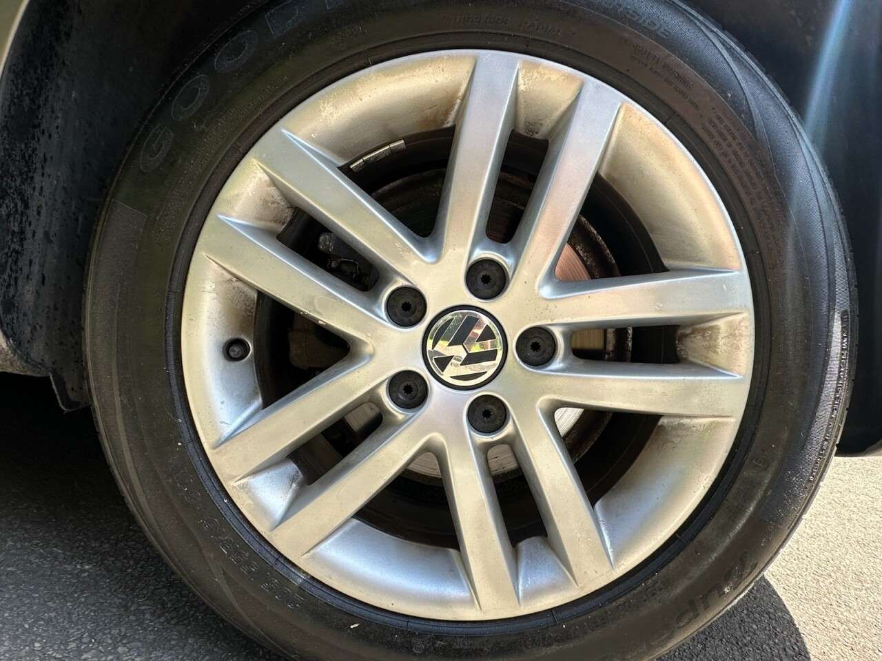 2010 VOLKSWAGEN TOURAN 2010 VOLKSWAGEN TOURAN