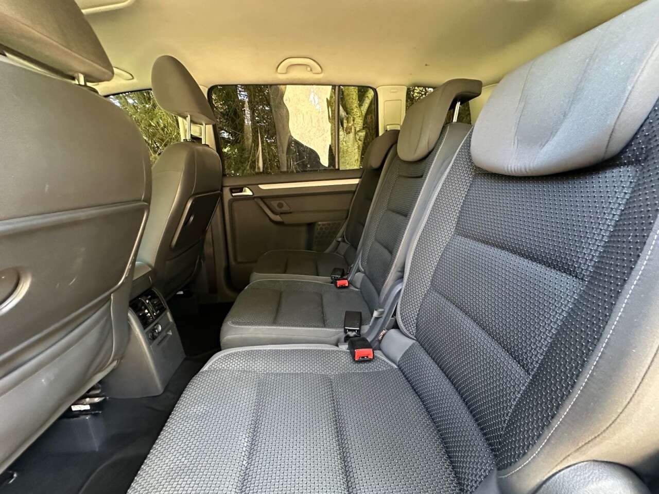 2010 VOLKSWAGEN TOURAN 2010 VOLKSWAGEN TOURAN