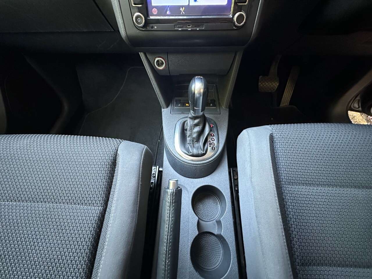 2010 VOLKSWAGEN TOURAN 2010 VOLKSWAGEN TOURAN
