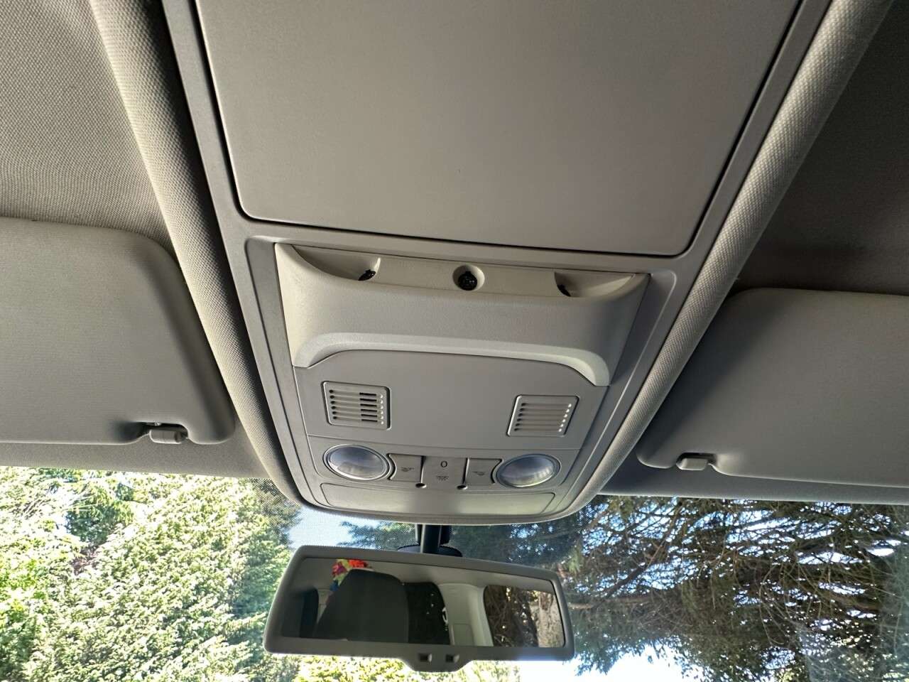 2010 VOLKSWAGEN TOURAN 2010 VOLKSWAGEN TOURAN