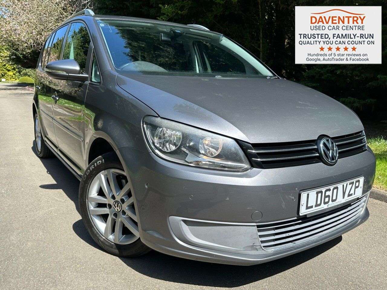 A 2010 VOLKSWAGEN TOURAN 1.6 TDI SE MPV 5dr Diesel DSG Euro 5 (105 ps) F.S.H, Over £2300 Extras A 2010 VOLKSWAGEN TOURAN 1.6 TDI SE MPV 5dr Diesel DSG Euro 5 (105 ps) F.S.H, Over £2300 Extras