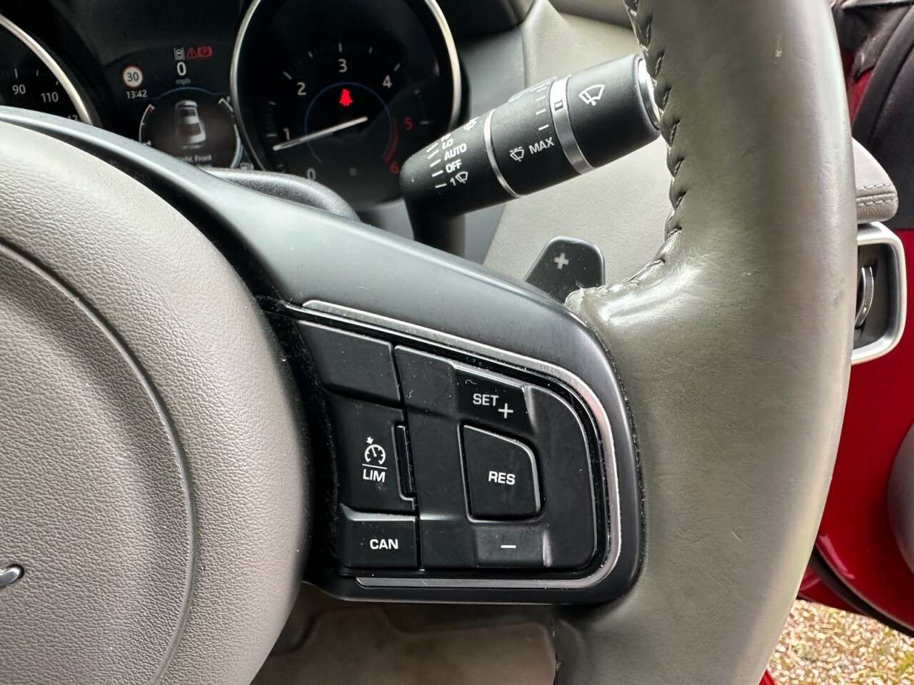 2017 JAGUAR XE 2017 JAGUAR XE