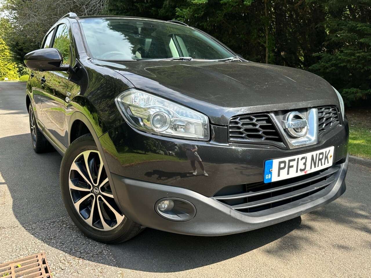 A 2013 NISSAN QASHQAI 1.5 dCi 360 SUV 5dr Diesel Manual 2WD Euro 5 (110 ps) Front & Rear Parking A 2013 NISSAN QASHQAI 1.5 dCi 360 SUV 5dr Diesel Manual 2WD Euro 5 (110 ps) Front & Rear Parking
