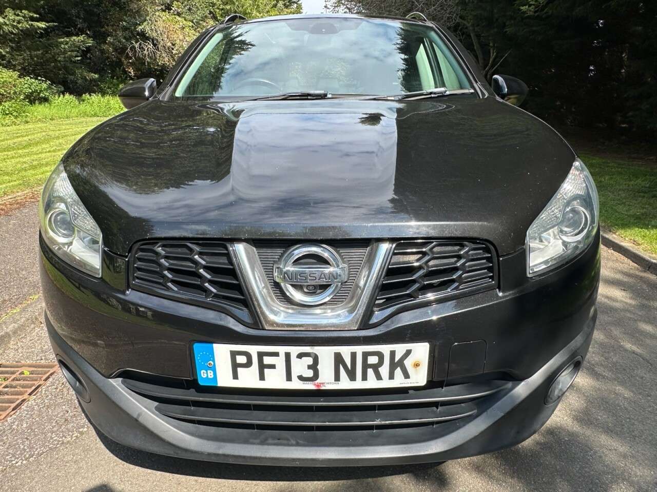 A 2013 NISSAN QASHQAI 1.5 dCi 360 SUV 5dr Diesel Manual 2WD Euro 5 (110 ps) Front & Rear Parking A 2013 NISSAN QASHQAI 1.5 dCi 360 SUV 5dr Diesel Manual 2WD Euro 5 (110 ps) Front & Rear Parking