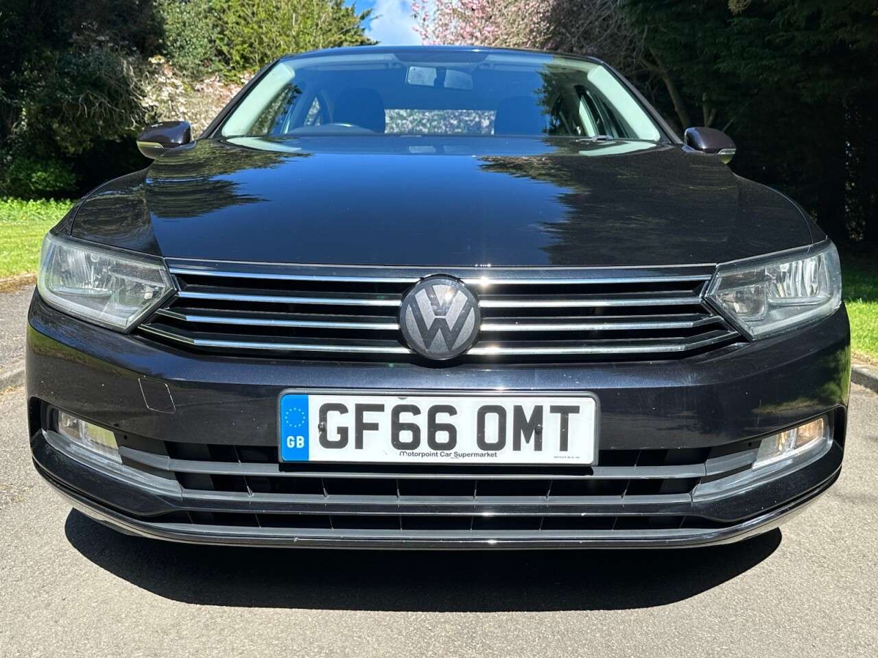 A 2016 VOLKSWAGEN PASSAT 2.0 TDI BlueMotion Tech S Saloon 4dr Diesel Manual Euro 6 (s/s) (150 ps) Ke A 2016 VOLKSWAGEN PASSAT 2.0 TDI BlueMotion Tech S Saloon 4dr Diesel Manual Euro 6 (s/s) (150 ps) Ke