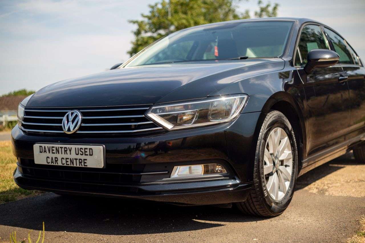 A 2016 VOLKSWAGEN PASSAT 2.0 TDI BlueMotion Tech S Saloon 4dr Diesel Manual Euro 6 (s/s) (150 ps) Ke A 2016 VOLKSWAGEN PASSAT 2.0 TDI BlueMotion Tech S Saloon 4dr Diesel Manual Euro 6 (s/s) (150 ps) Ke