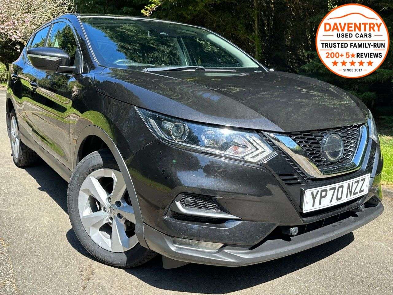 A 2020 NISSAN QASHQAI 1.3 DIG-T Acenta Premium SUV 5dr Petrol Manual Euro 6 (s/s) (160 ps) Sat Na A 2020 NISSAN QASHQAI 1.3 DIG-T Acenta Premium SUV 5dr Petrol Manual Euro 6 (s/s) (160 ps) Sat Na