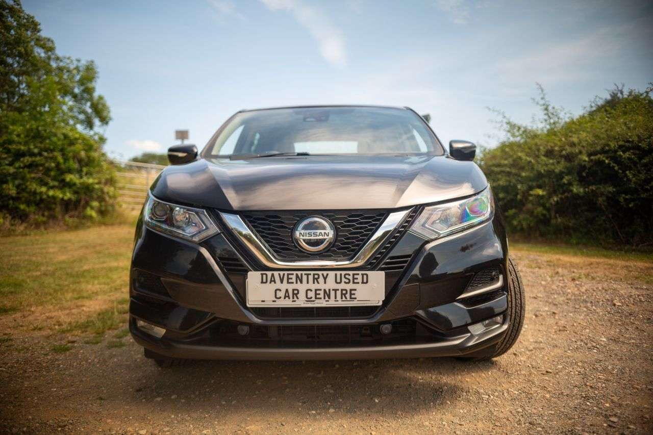 A 2020 NISSAN QASHQAI 1.3 DIG-T Acenta Premium SUV 5dr Petrol Manual Euro 6 (s/s) (160 ps) Sat Na A 2020 NISSAN QASHQAI 1.3 DIG-T Acenta Premium SUV 5dr Petrol Manual Euro 6 (s/s) (160 ps) Sat Na