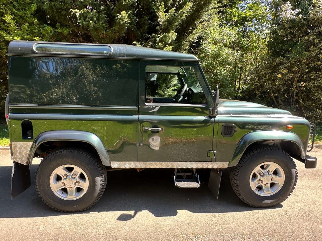 2011 LAND ROVER DEFENDER 2011 LAND ROVER DEFENDER