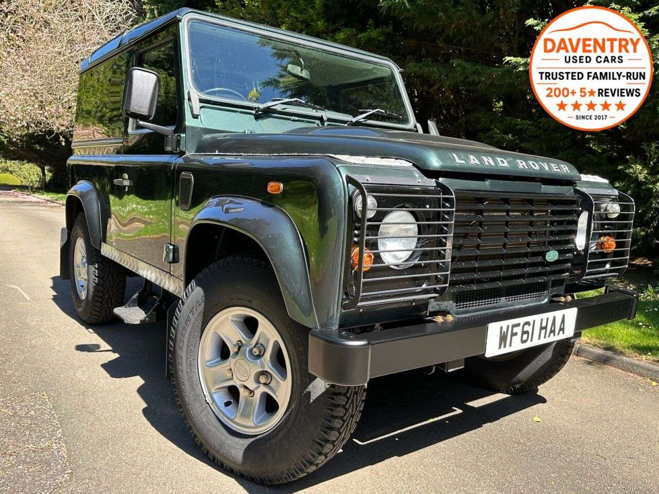 A 2011 LAND ROVER DEFENDER 2.4 TDCi Hard Top SUV 3dr Diesel Manual 4WD SWB Euro 4 (122 bhp) 2 Former K A 2011 LAND ROVER DEFENDER 2.4 TDCi Hard Top SUV 3dr Diesel Manual 4WD SWB Euro 4 (122 bhp) 2 Former K