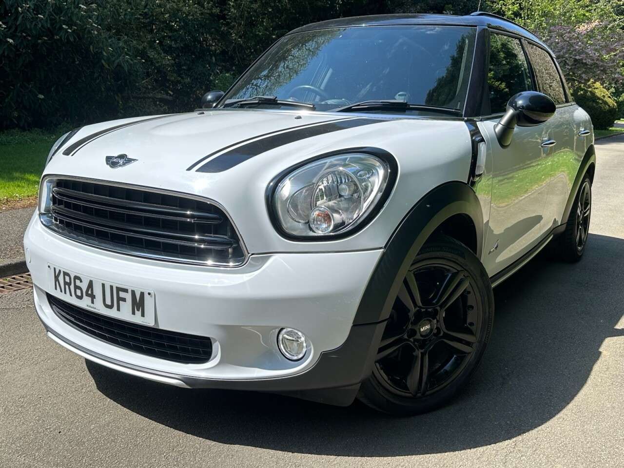 A 2014 MINI COUNTRYMAN 1.6 Cooper D SUV 5dr Diesel Manual ALL4 Euro 6 (s/s) (112 ps) Great Spec, C A 2014 MINI COUNTRYMAN 1.6 Cooper D SUV 5dr Diesel Manual ALL4 Euro 6 (s/s) (112 ps) Great Spec, C
