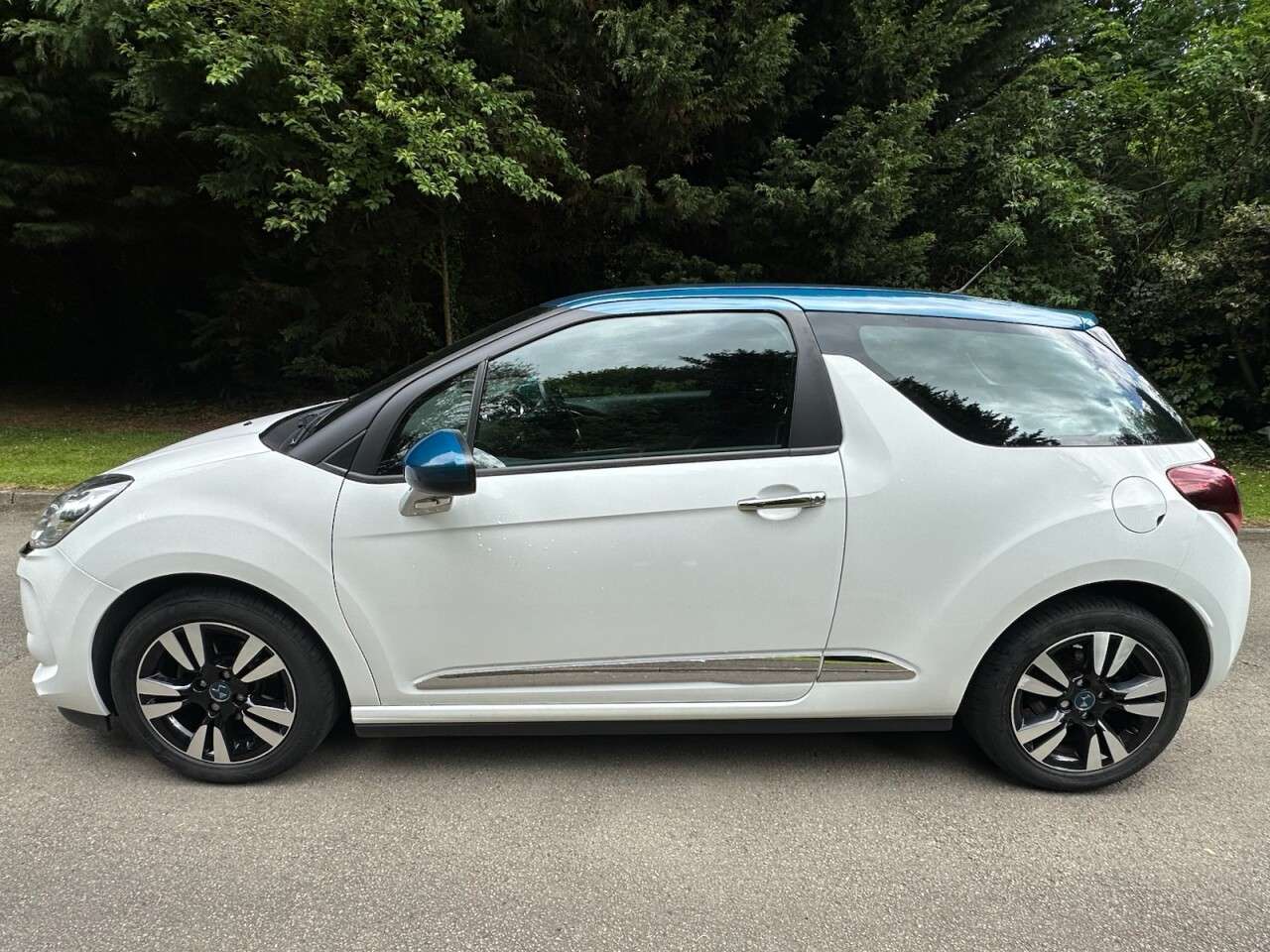 2017 DS AUTOMOBILES DS 3 2017 DS AUTOMOBILES DS 3