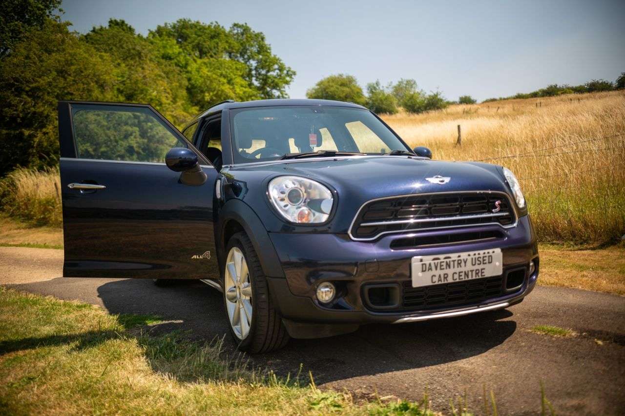 A 2014 MINI COUNTRYMAN 1.6 Cooper S SUV 5dr Petrol Auto ALL4 Euro 5 (184 ps) Low Mileage, Automati A 2014 MINI COUNTRYMAN 1.6 Cooper S SUV 5dr Petrol Auto ALL4 Euro 5 (184 ps) Low Mileage, Automati
