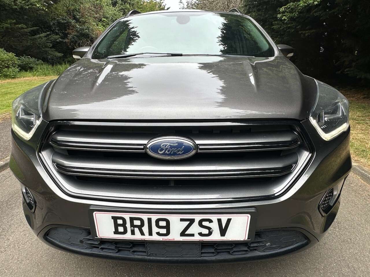 A 2019 FORD KUGA 1.5 TDCi ST-Line SUV 5dr Diesel Manual Euro 6 (s/s) (120 ps) Sat Nav, Senso A 2019 FORD KUGA 1.5 TDCi ST-Line SUV 5dr Diesel Manual Euro 6 (s/s) (120 ps) Sat Nav, Senso