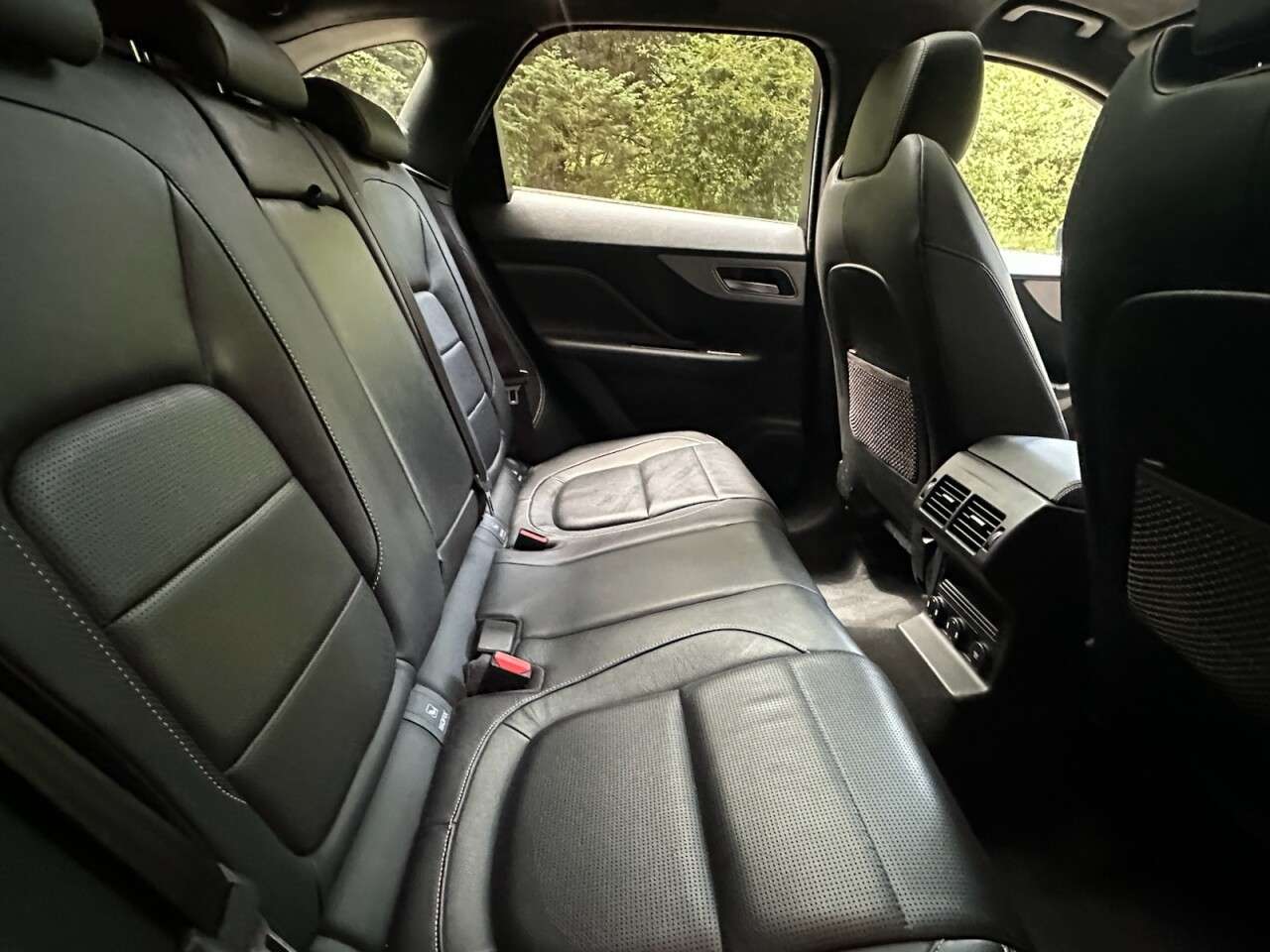2018 JAGUAR F-PACE 2018 JAGUAR F-PACE