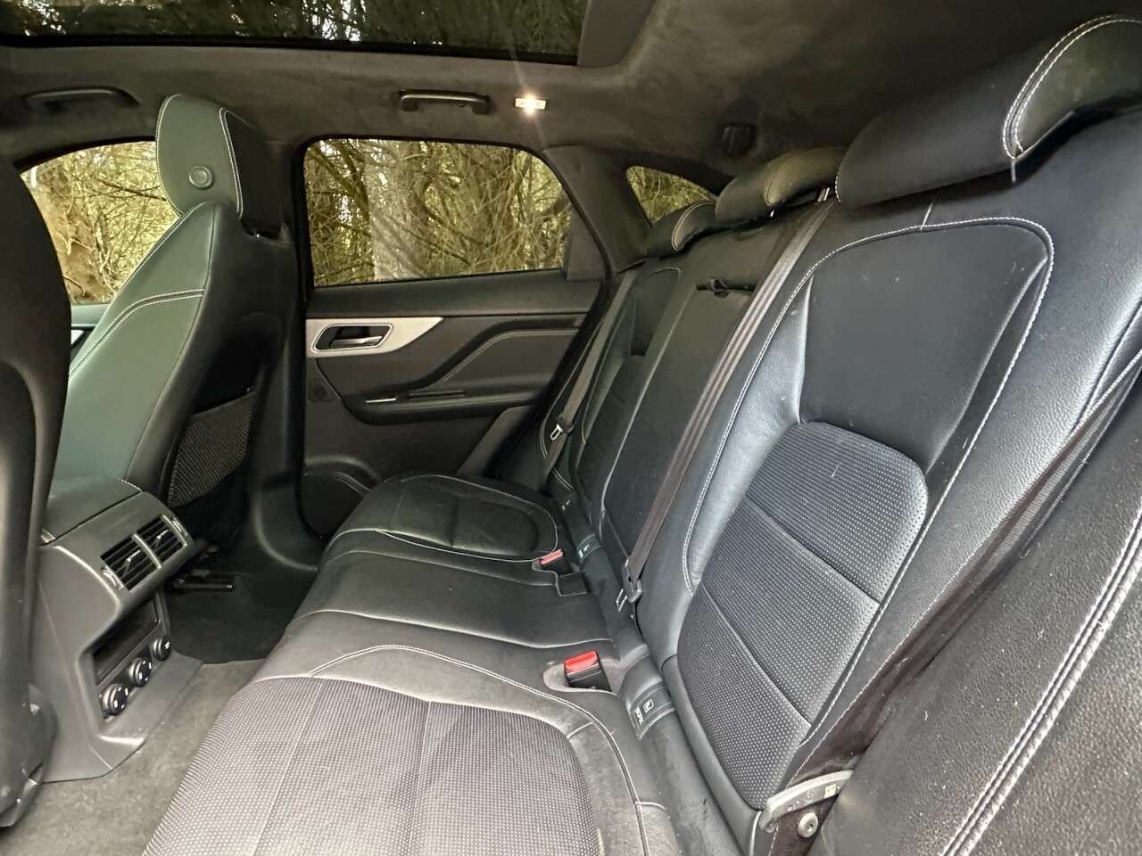 2018 JAGUAR F-PACE 2018 JAGUAR F-PACE