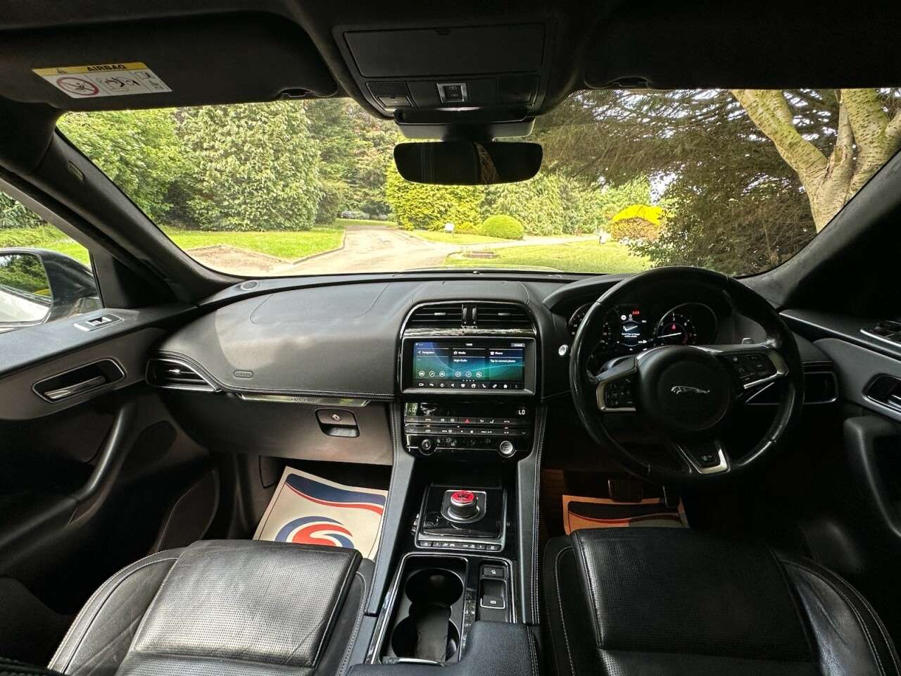 2018 JAGUAR F-PACE 2018 JAGUAR F-PACE