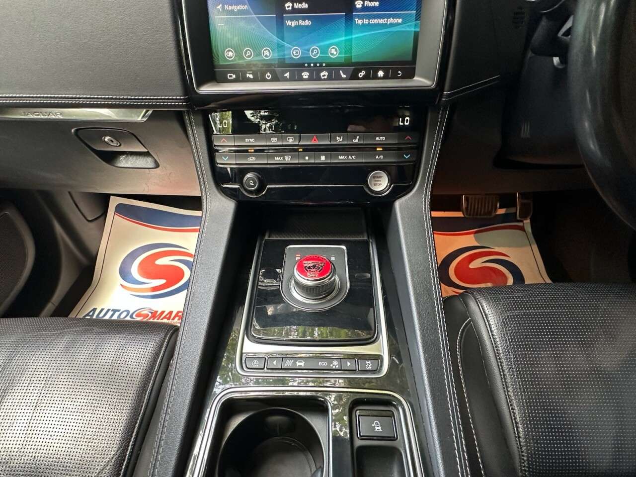 2018 JAGUAR F-PACE 2018 JAGUAR F-PACE