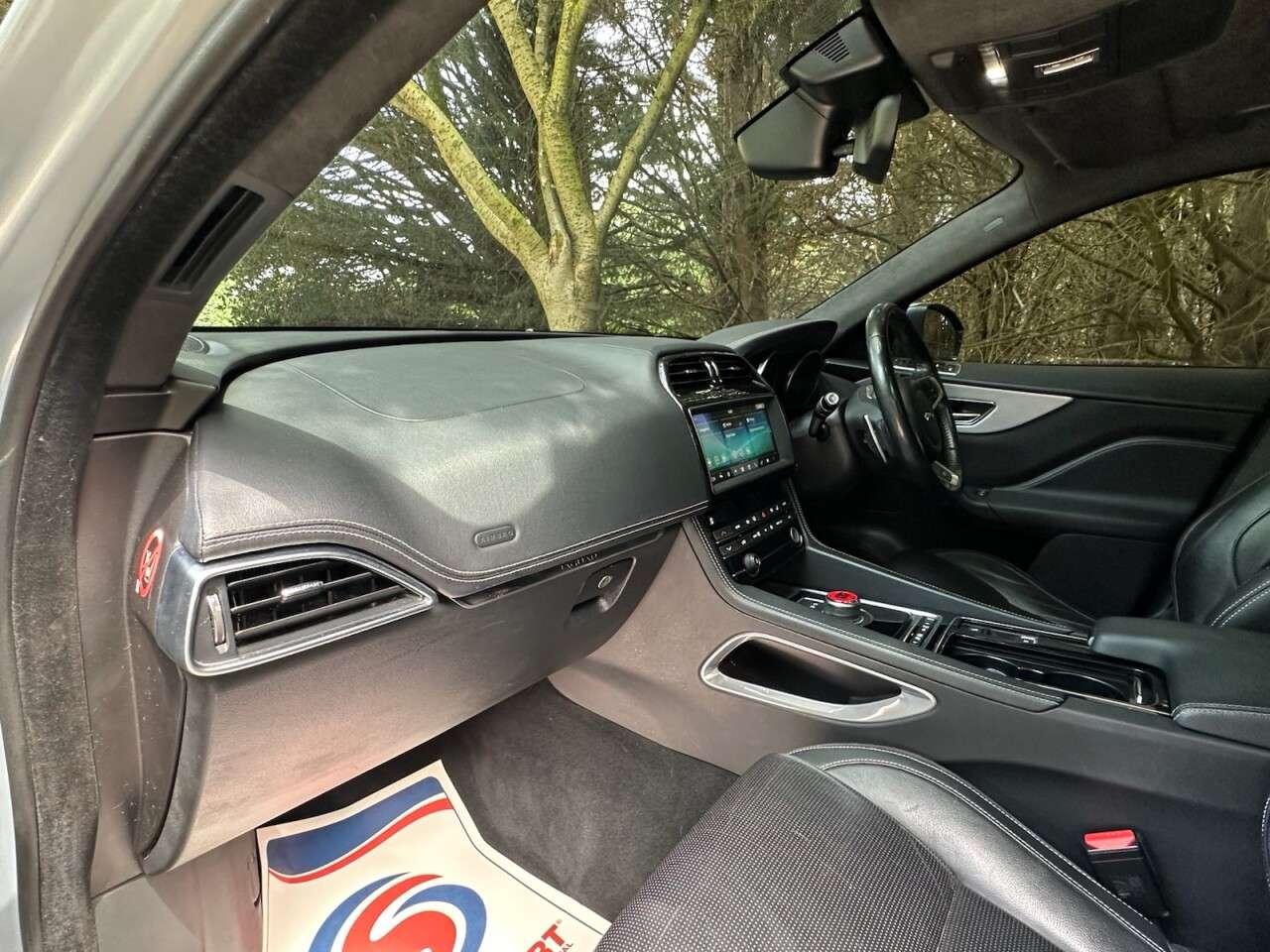2018 JAGUAR F-PACE 2018 JAGUAR F-PACE