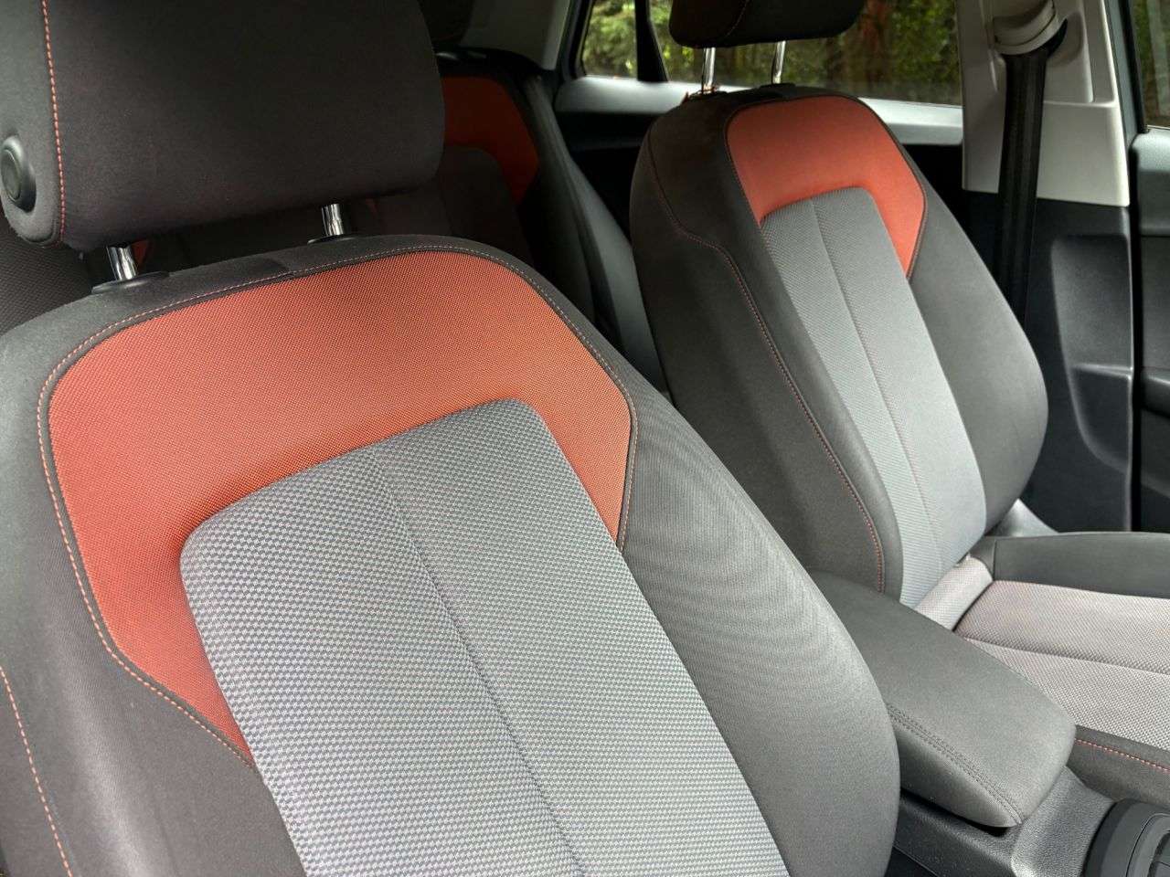 2017 AUDI Q2 2017 AUDI Q2