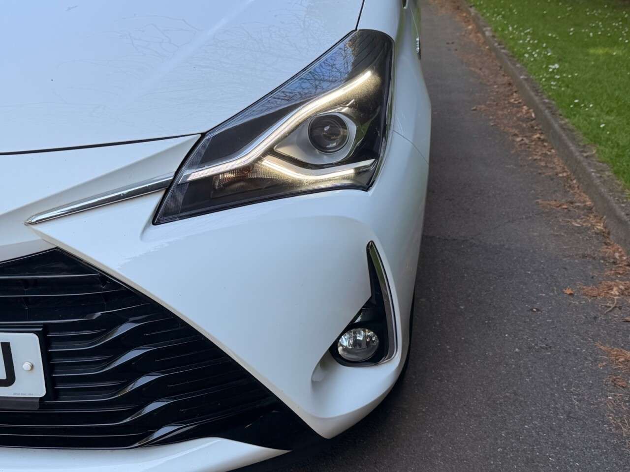 2017 TOYOTA YARIS 2017 TOYOTA YARIS