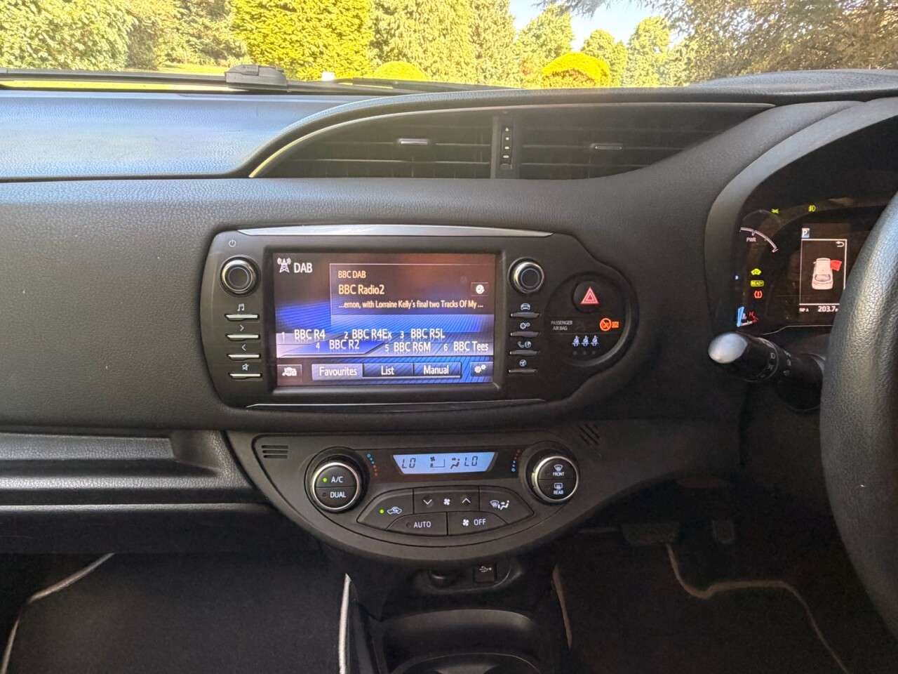 2017 TOYOTA YARIS 2017 TOYOTA YARIS