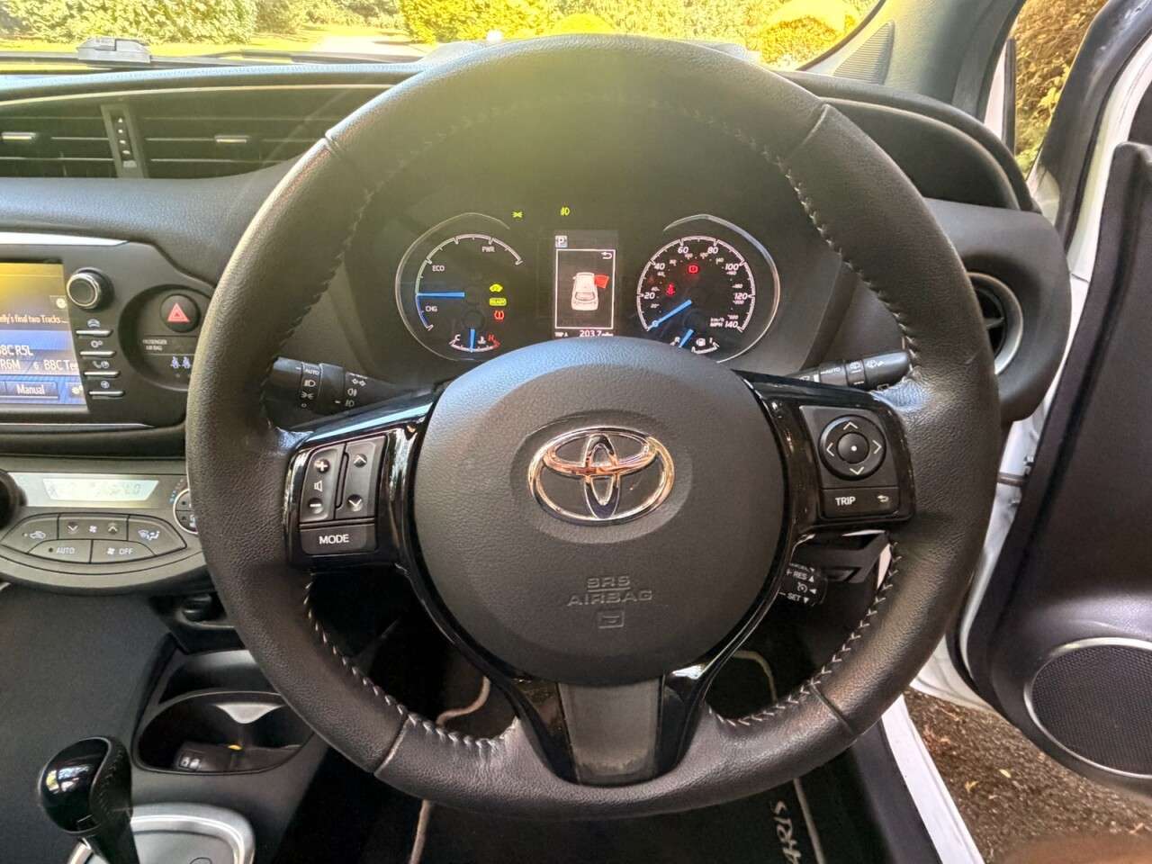 2017 TOYOTA YARIS 2017 TOYOTA YARIS